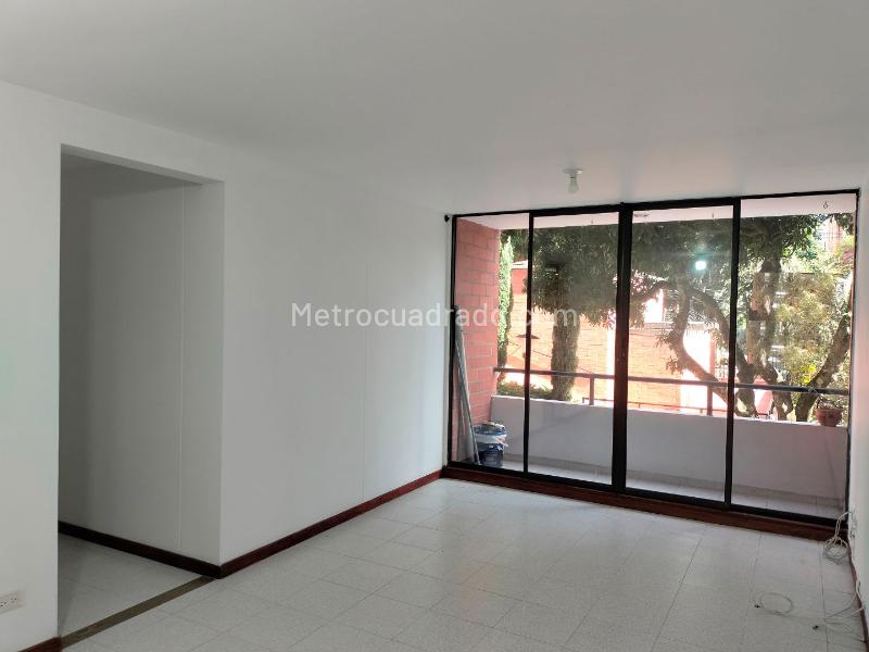 Apartamento de 3 Alcobas en El Poblado con Amenidades - 3