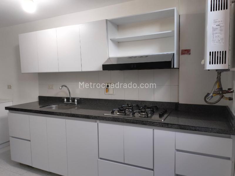 Apartamento de 3 Alcobas en El Poblado con Amenidades - 5