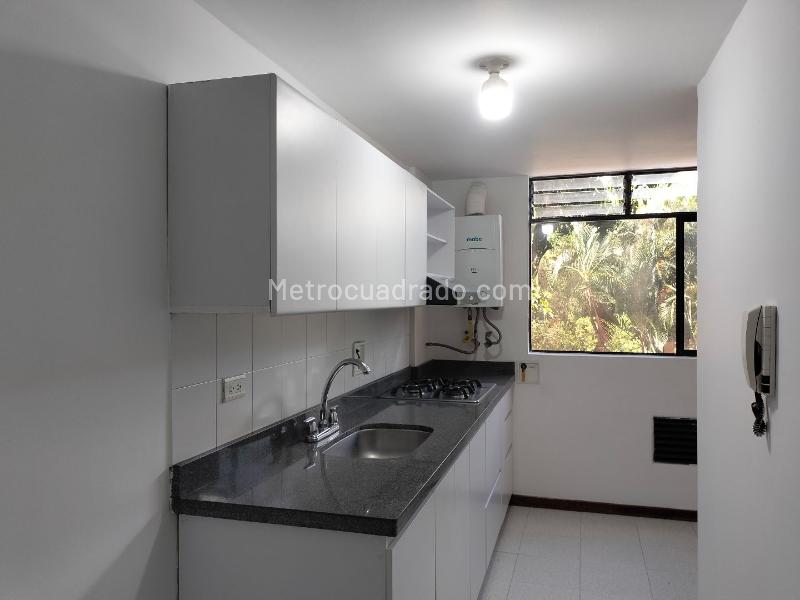 Apartamento de 3 Alcobas en El Poblado con Amenidades - 6