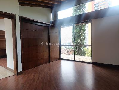 Casa de 4 alcobas en arriendo en El Poblado, Medellín, 400 m² · foto 15 de 20