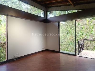 Casa de 4 alcobas en arriendo en El Poblado, Medellín, 400 m² · foto 16 de 20