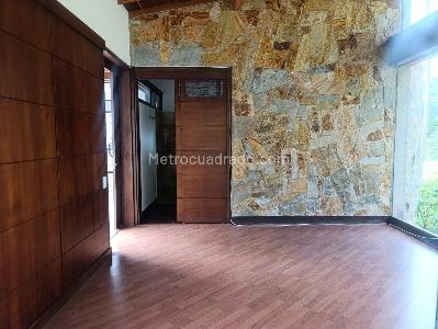 Casa de 4 alcobas en arriendo en El Poblado, Medellín, 400 m² · foto 17 de 20