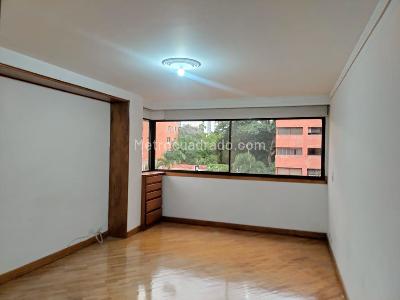 Apartamento de 3 alcobas en venta en El Poblado, Medellín, 225 m² · foto 10 de 17
