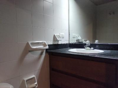 Apartamento de 3 alcobas en venta en El Poblado, Medellín, 225 m² · foto 17 de 17