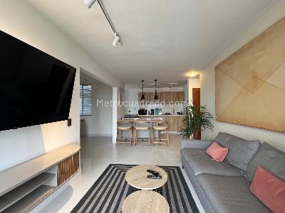 Apartamento de 3 alcobas en venta en El Poblado, Medellín, 78 m² · foto 2 de 17