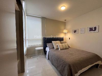 Apartamento de 3 alcobas en venta en El Poblado, Medellín, 78 m² · foto 9 de 17