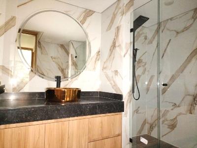 Apartamento de 4 alcobas en venta en El Poblado, Medellín, 163 m² · foto 18 de 20