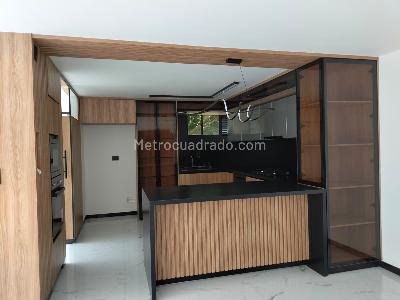 Apartamento de 4 alcobas en venta en El Poblado, Medellín, 163 m² · foto 5 de 20