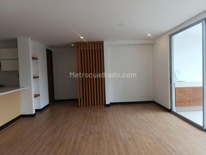 Apartamento de 2 Alcobas con Terraza en El Poblado - 4