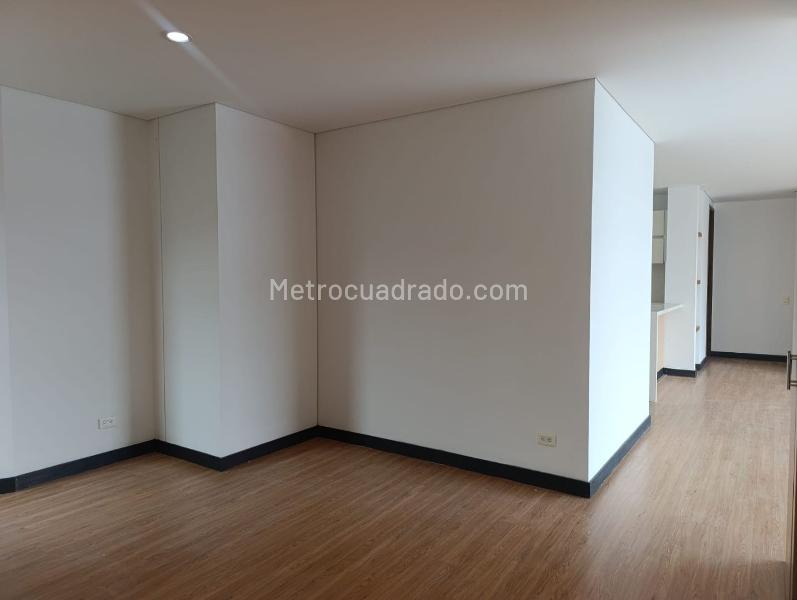Apartamento de 2 Alcobas con Terraza en El Poblado - 9
