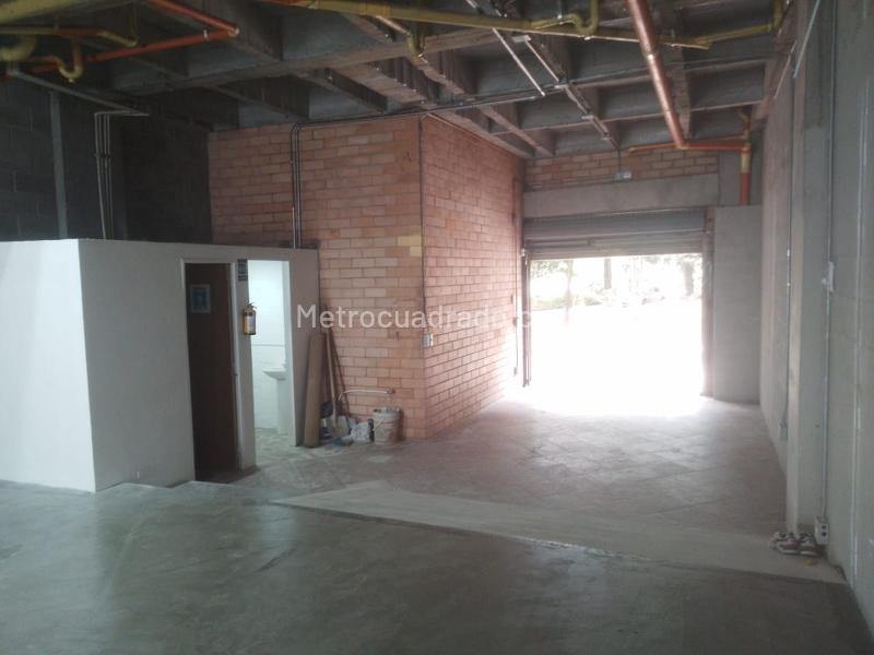 Local Comercial en Arriendo, GUAYABAL, Medellín - Więcej