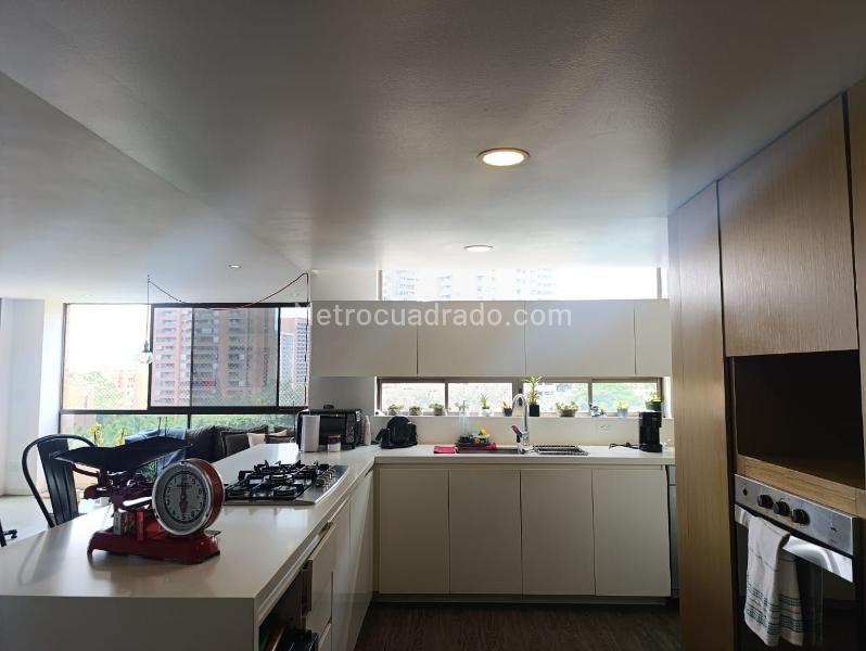 Apartamento Moderno de 3 Alcobas en El Poblado - 7