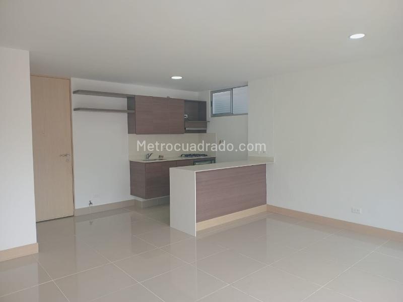 Apartamento de 2 Alcobas con Acabados Modernos en El Poblado - 3