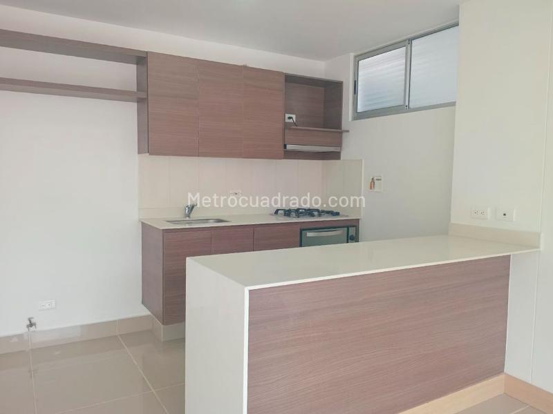 Apartamento de 2 Alcobas con Acabados Modernos en El Poblado - 5