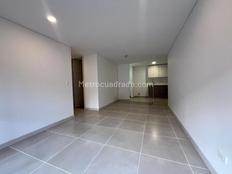 Apartamento en arriendo en Envigado (3 alcobas, 80 m²) - 2