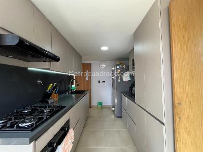 Apartamento de 4 alcobas en venta en El Poblado, Medellín, 144 m² · foto 4 de 18