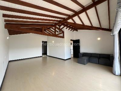 Casa de 4 alcobas en venta en Envigado, Envigado, 400 m² · foto 13 de 20