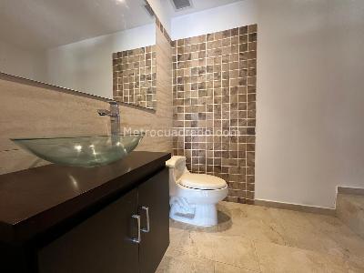 Casa de 4 alcobas en venta en Envigado, Envigado, 400 m² · foto 17 de 20