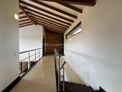 Casa de 4 alcobas en venta en Envigado, Envigado, 400 m² · foto 7 de 20