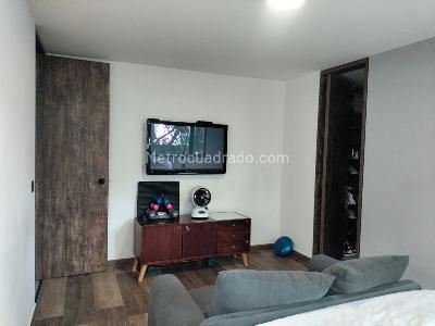 Apartamento de 2 alcobas en venta en El Poblado, Medellín, 118 m² · foto 11 de 18