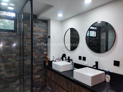 Apartamento de 2 alcobas en venta en El Poblado, Medellín, 118 m² · foto 15 de 18