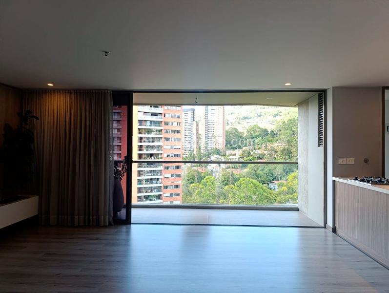 2BR Apartment Near Shopping Centers in El Poblado - 7