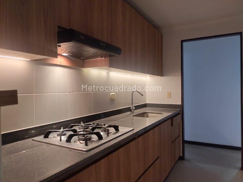 3BR Apartment in El Poblado with Marble Floors & Covered Parking - 6