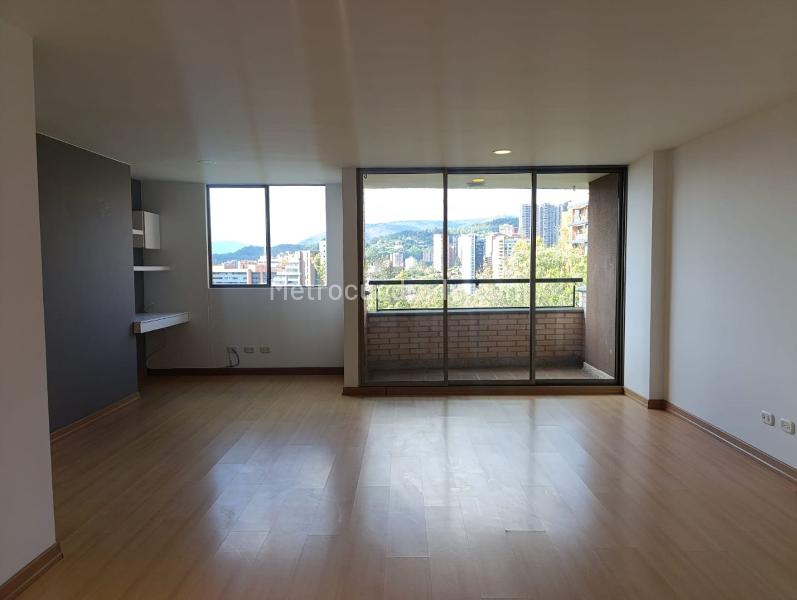 Apartamento Amplio de 2 Alcobas en El Poblado - 6