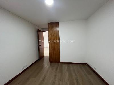 Apartamento de 3 alcobas en arriendo en Las Lomas, Medellín, 100 m² · foto 10 de 17