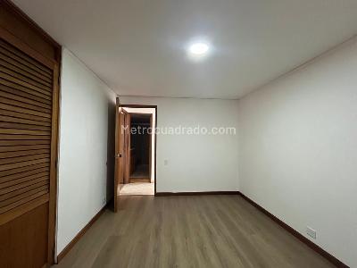 Apartamento de 3 alcobas en arriendo en Las Lomas, Medellín, 100 m² · foto 12 de 17