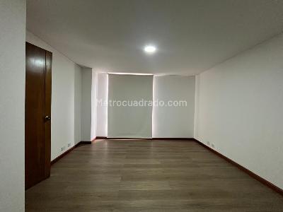 Apartamento de 3 alcobas en arriendo en Las Lomas, Medellín, 100 m² · foto 13 de 17