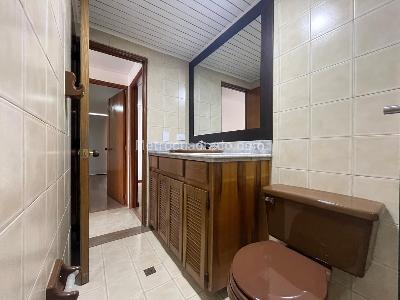 Apartamento de 3 alcobas en arriendo en Las Lomas, Medellín, 100 m² · foto 16 de 17