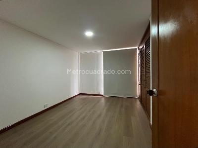 Apartamento de 3 alcobas en arriendo en Las Lomas, Medellín, 100 m² · foto 9 de 17