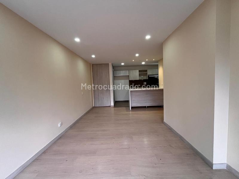 2BR Apartment in el retiro (62 m²) - 3