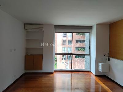 Apartamento de 3 alcobas en venta en El Poblado, Medellín, 338 m² · foto 10 de 20