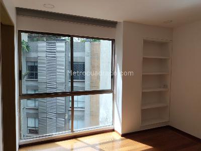Apartamento de 3 alcobas en venta en El Poblado, Medellín, 338 m² · foto 15 de 20