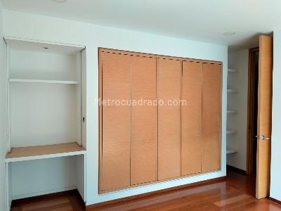 Apartamento de 3 alcobas en venta en El Poblado, Medellín, 338 m² · foto 16 de 20