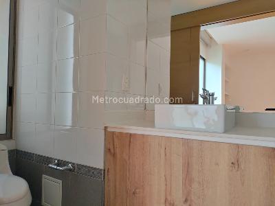 Apartamento de 3 alcobas en venta en El Poblado, Medellín, 338 m² · foto 19 de 20