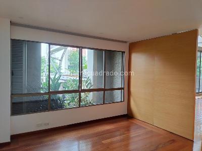 Apartamento de 3 alcobas en venta en El Poblado, Medellín, 338 m² · foto 9 de 20