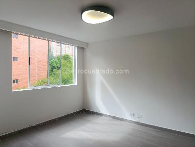 Apartamento de 3 alcobas en venta en El Tesoro, Medellín, 150 m² · foto 14 de 20