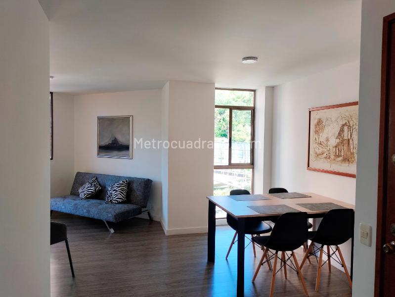 Apartamento Amoblado de 2 Alcobas Cerca de Universidades en El Poblado