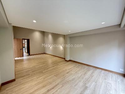 Casa de 3 alcobas en venta en El Poblado, Medellín, 615 m² · foto 12 de 20
