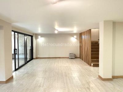 Casa de 3 alcobas en venta en El Poblado, Medellín, 615 m² · foto 17 de 20
