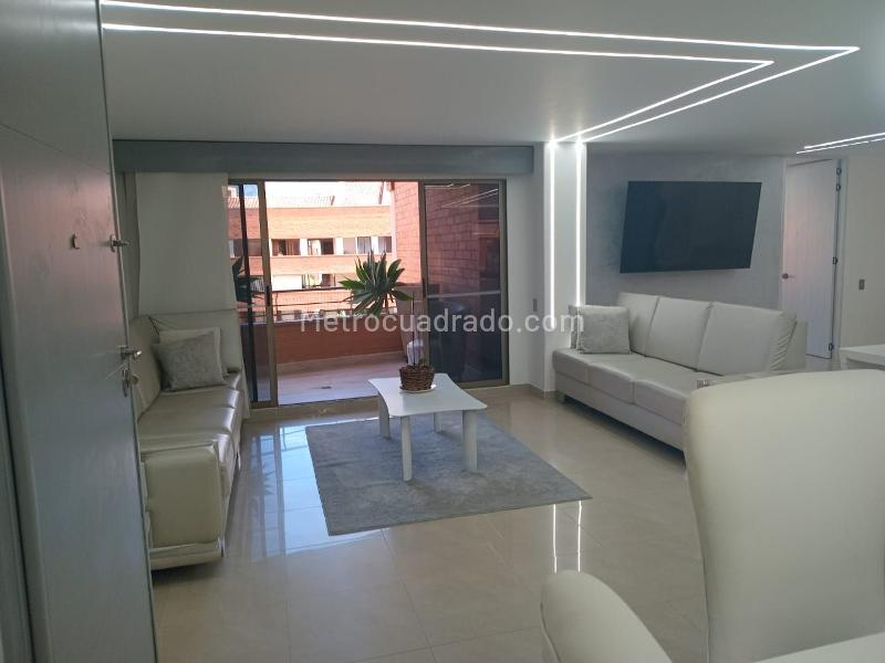 Apartamento Amoblado de 3 Alcobas en Zona Tranquila de El Poblado - 5