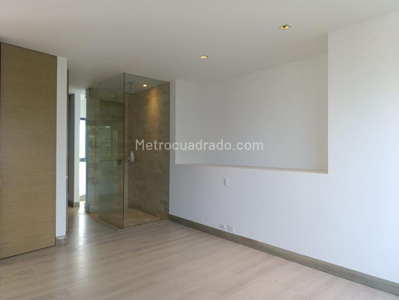 Cozy Studio Apartment in Quiet Area of El Poblado - 8
