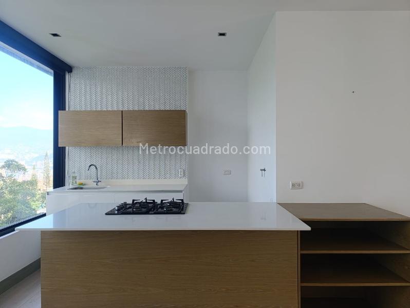 Cozy Studio Apartment in Quiet Area of El Poblado - 4