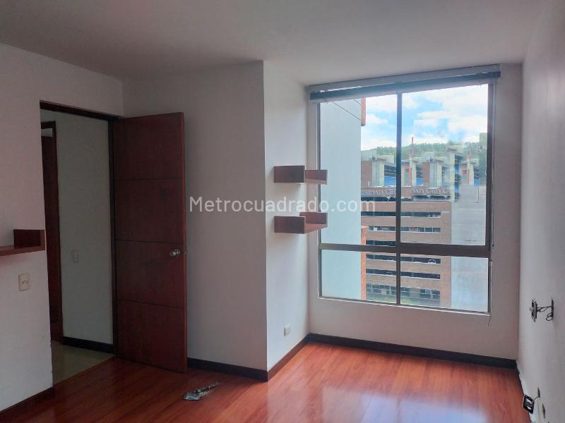 Apartamento de 2 Alcobas en El Poblado con Balcón y Parqueadero - 7