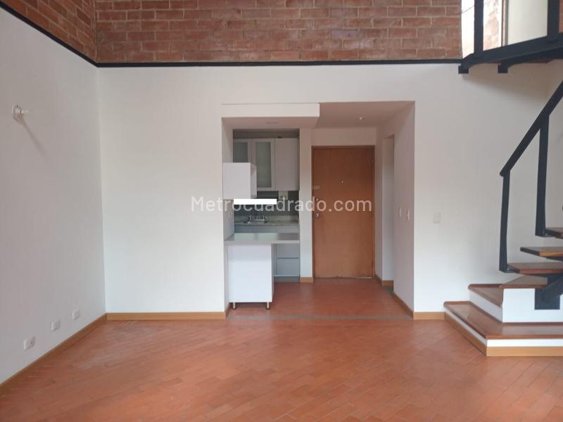 Estudio Acogedor de 1 Alcoba con Terraza en El Poblado - 3