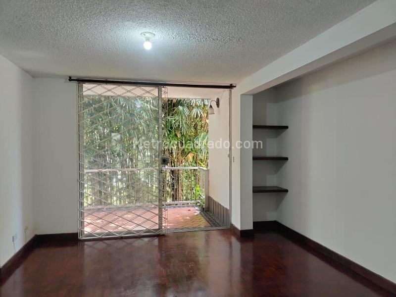 Apartamento amplio de 3 alcobas en El Poblado - 2