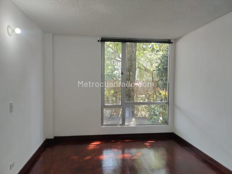Apartamento amplio de 3 alcobas en El Poblado - 8